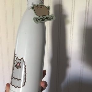 Pusheen water bottle